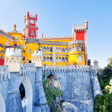 Сонце, океан і вечори фаду у серці Португалії